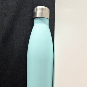 Baby blue  stainless steel water bottle 16 oz by Tundra